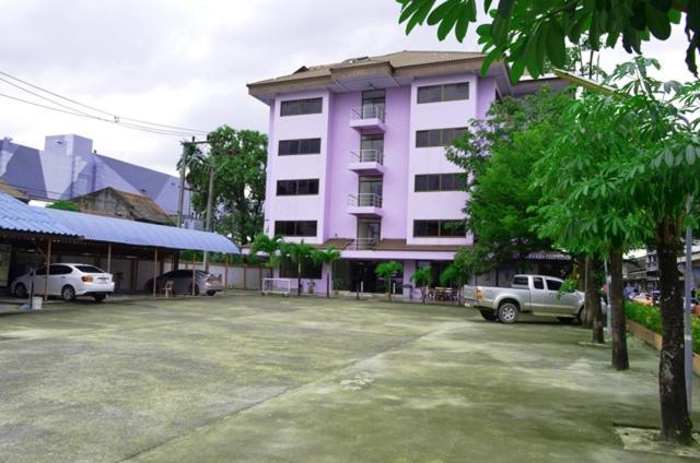 Premier Hotel Nakhon Si Thammarat Exterior foto